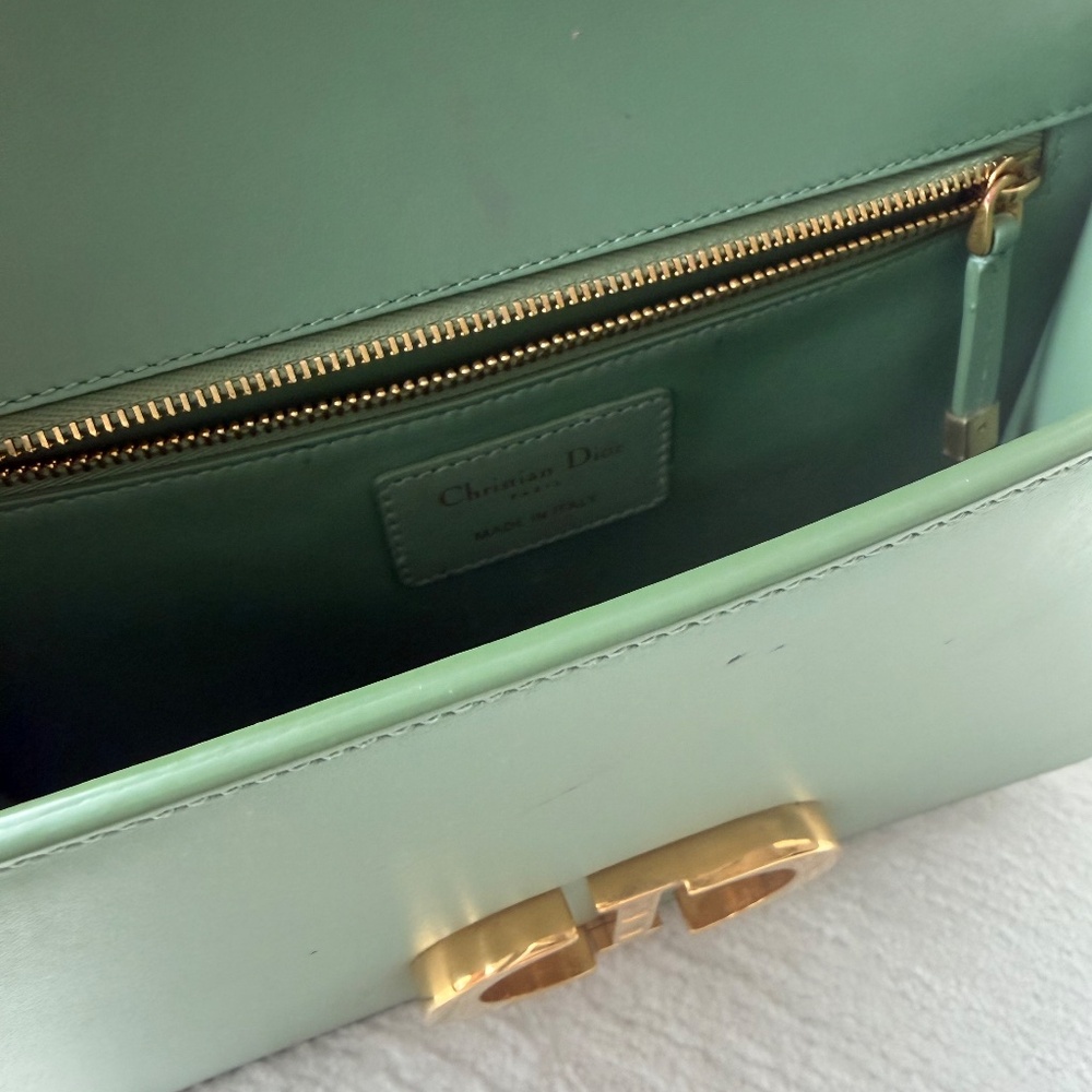 Christian Dior 30 Montaigne Bag in unique beautiful Green - Picture 3 of 9